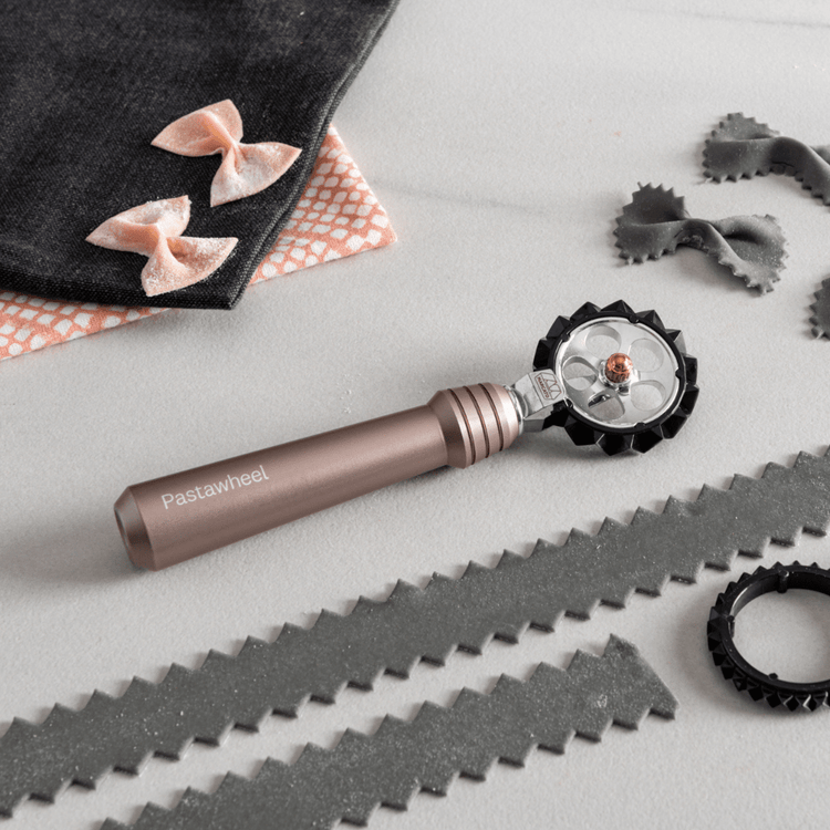 Pastawheel (Design Line) Pasta Cutter Marcato USA