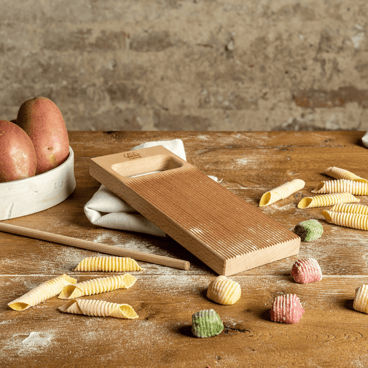 Gnocchi Board with Garganelli Gnocchi Board Marcato USA