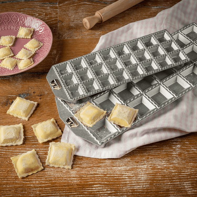 Ravioli Mold (Classic Line) Ravioli Tablet Marcato USA