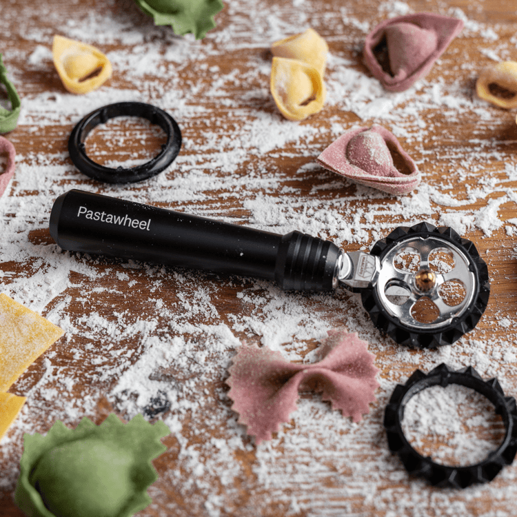 Pastawheel (Design Line) Pasta Cutter Marcato USA