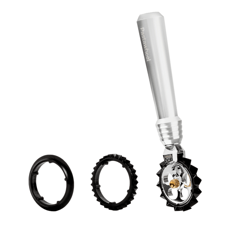 Pastawheel (Design Line) Pasta Cutter Marcato USA Silver